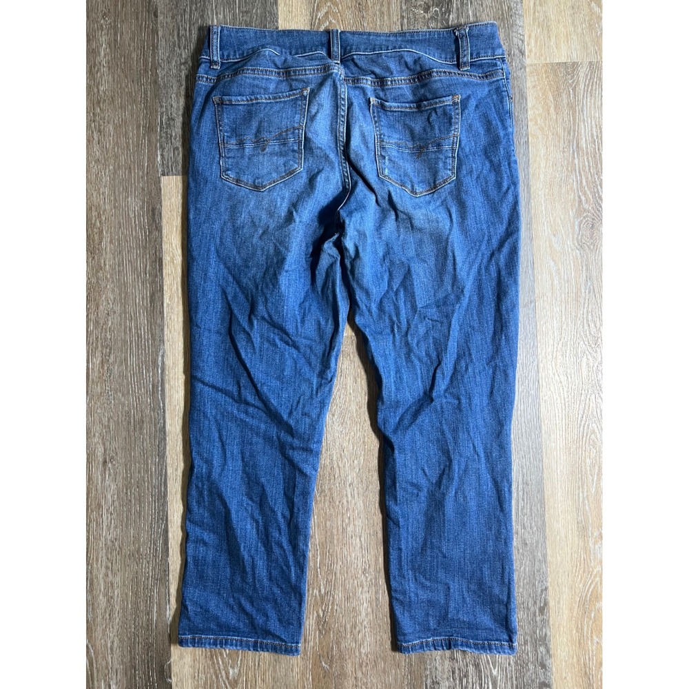 Soho Jeans Cropped Boyfriend Women 10 Blue Excellent Distressed Ripped Denim - Picture 7 of 7